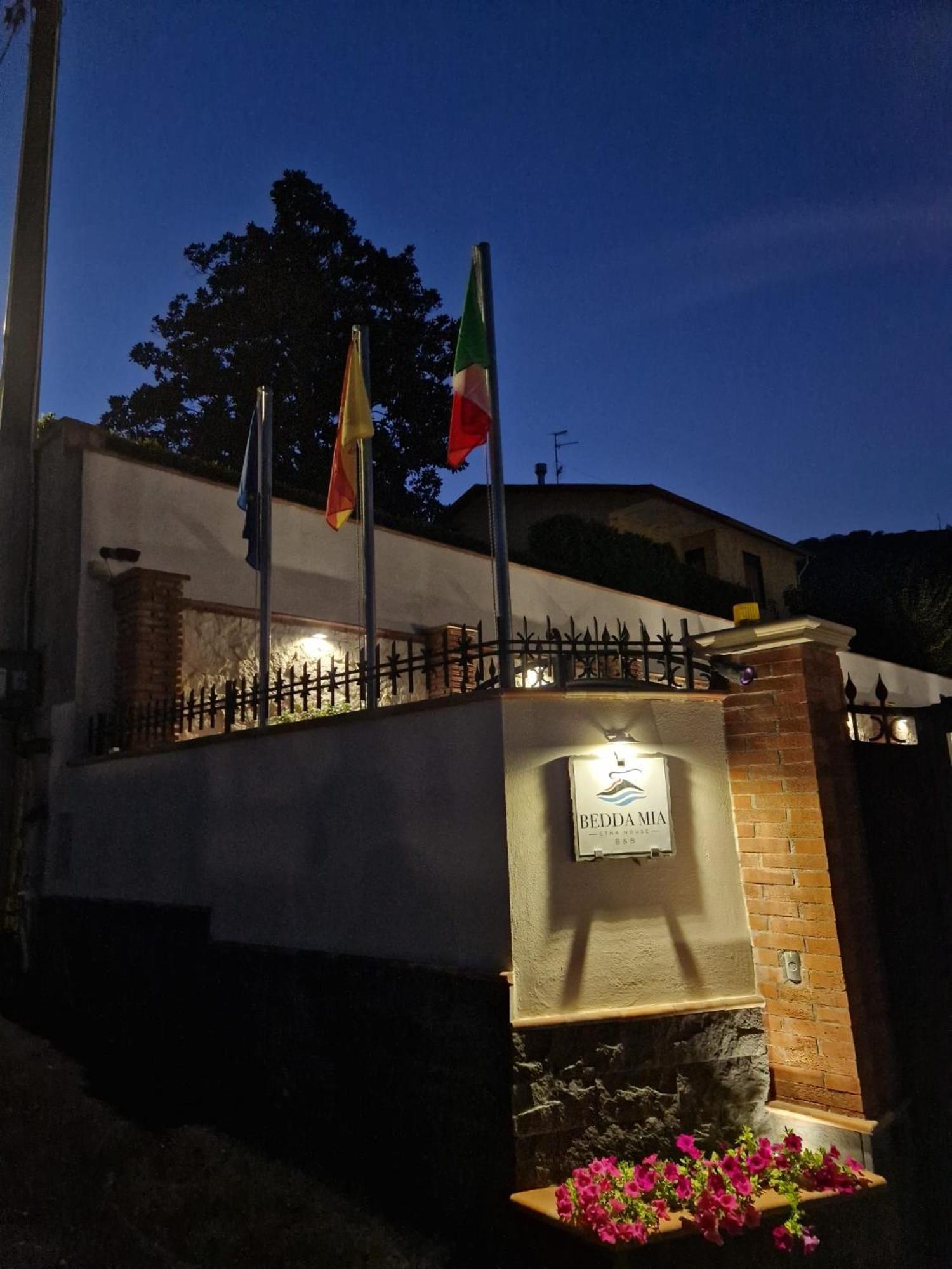 Bedda Mia Etna House B&B Trecastagni Bagian luar foto