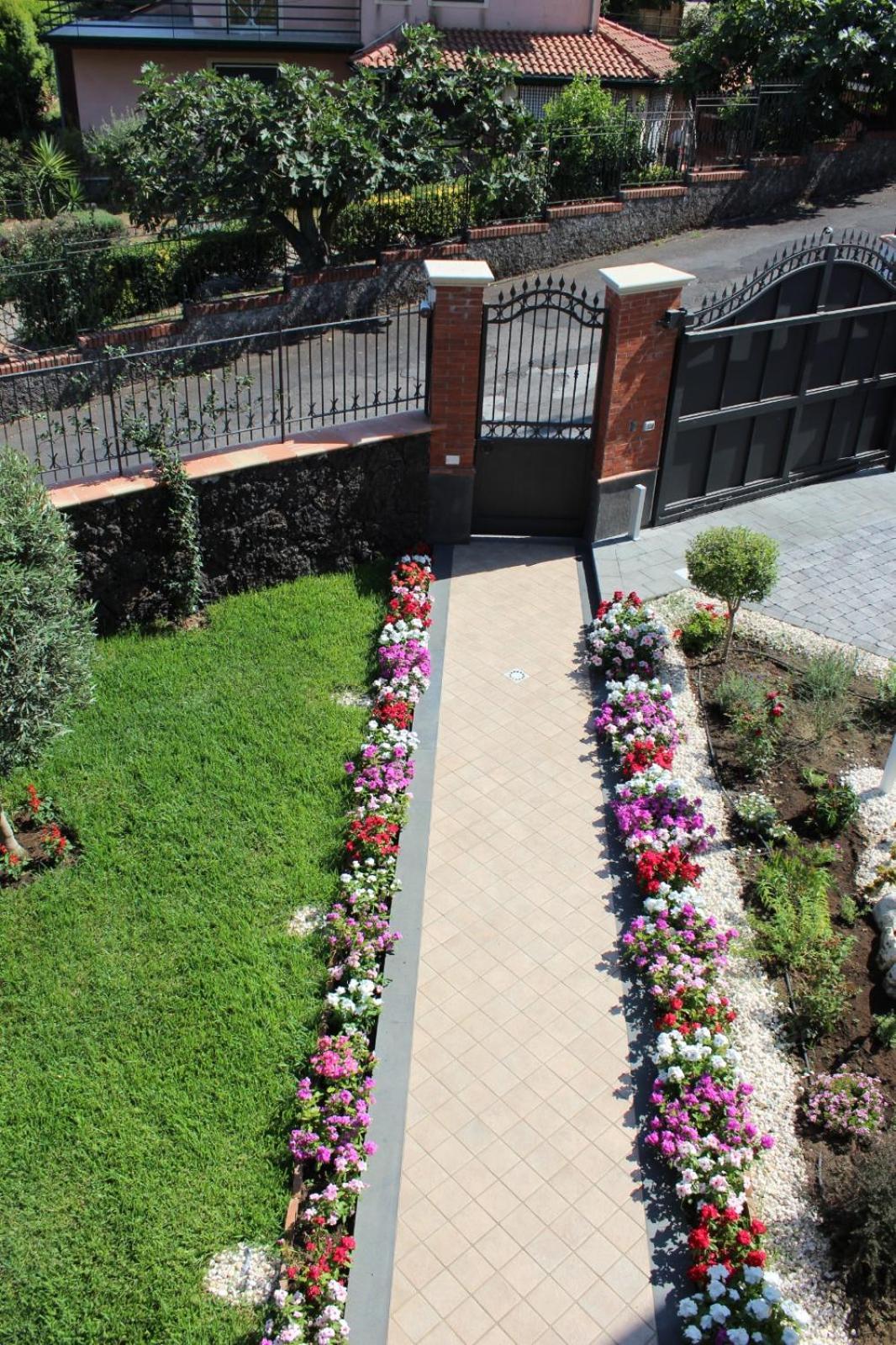 Bedda Mia Etna House B&B Trecastagni Bagian luar foto